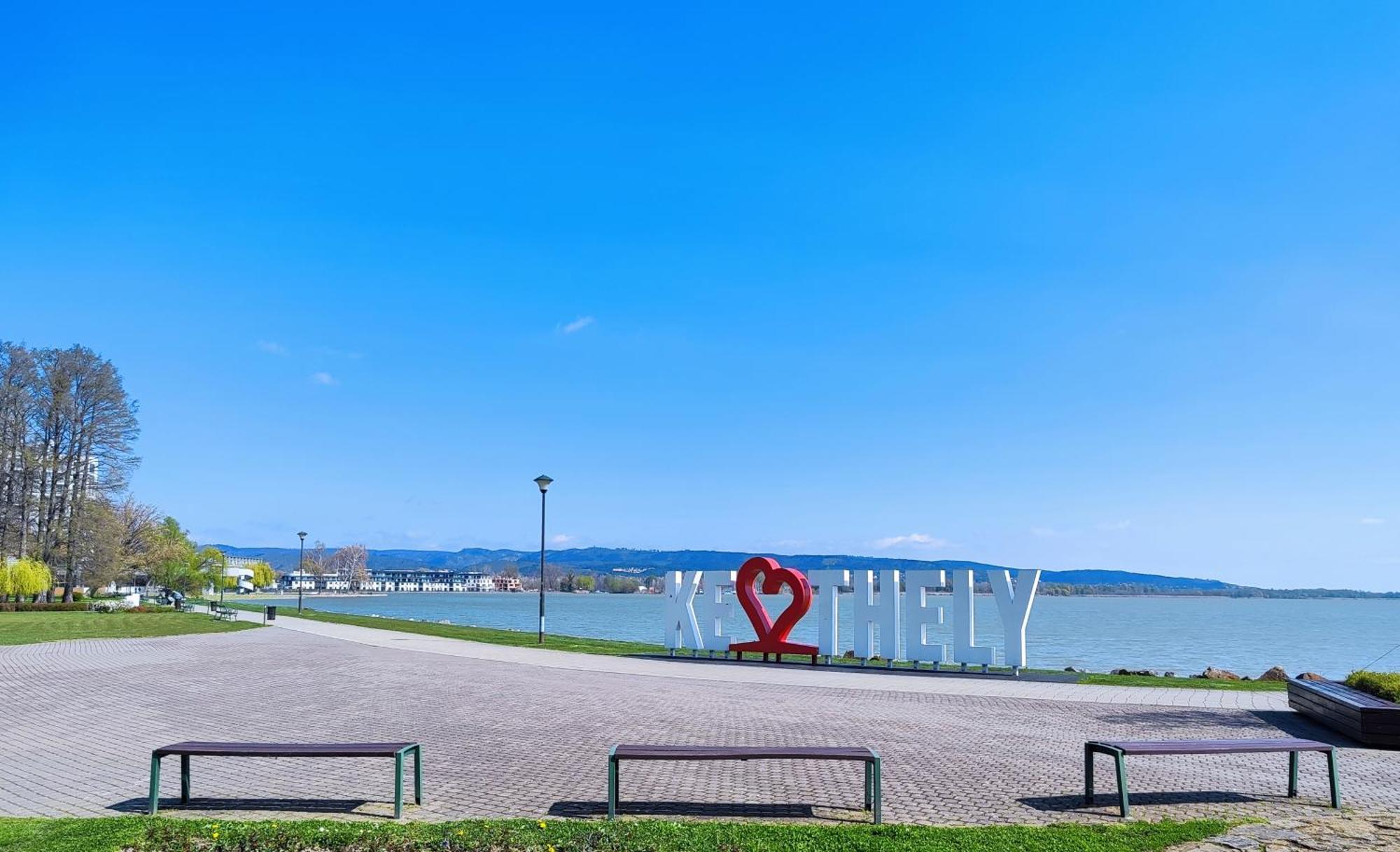 Royal Relax Apartman Keszthely Zewnętrze zdjęcie